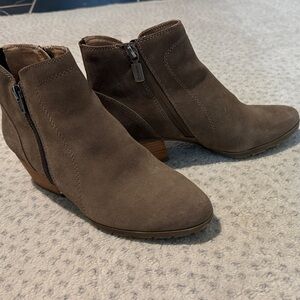Blondo Taupe Ankle Booties
